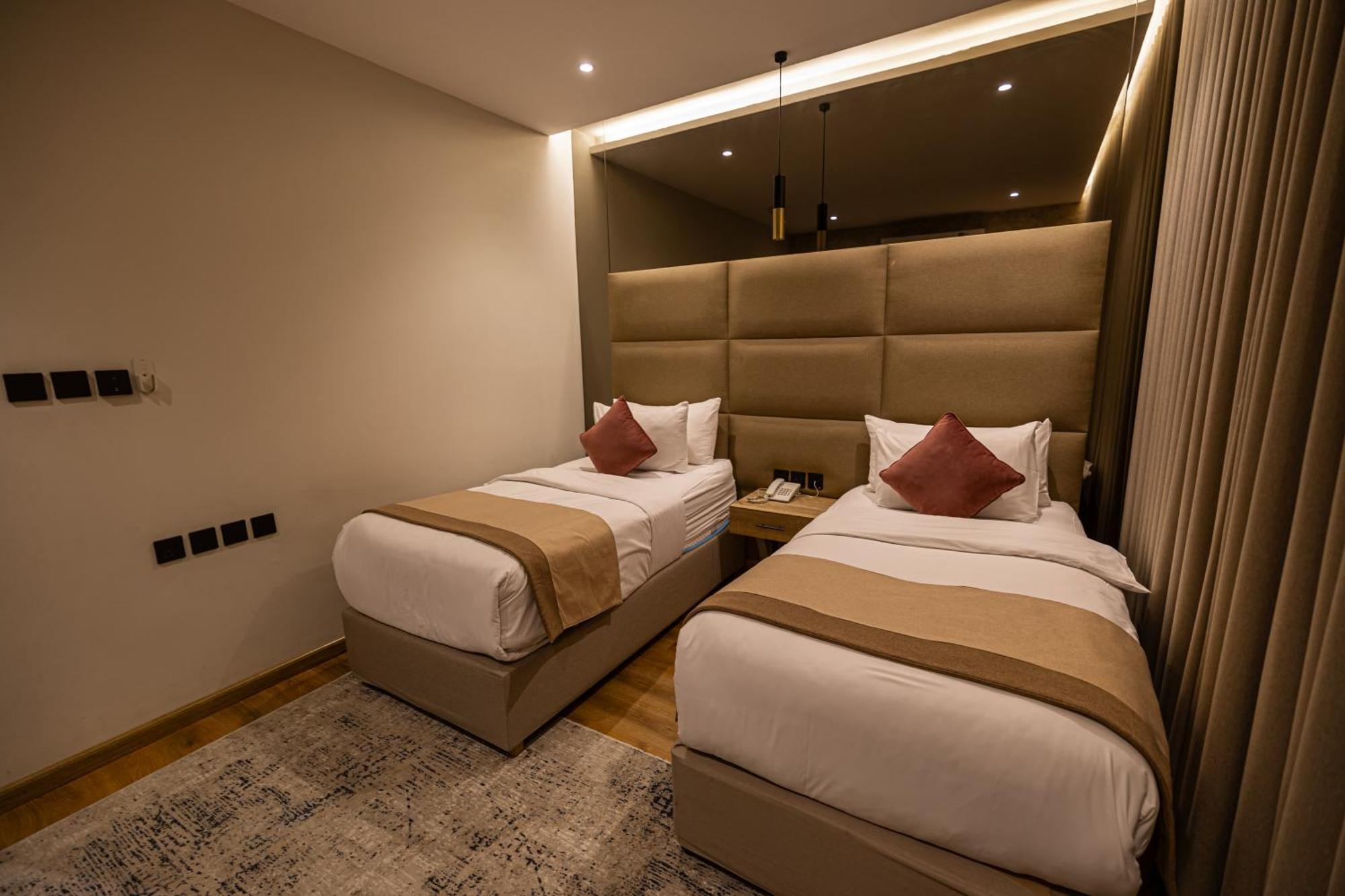 Xyz Hotel Riyadh Exterior photo