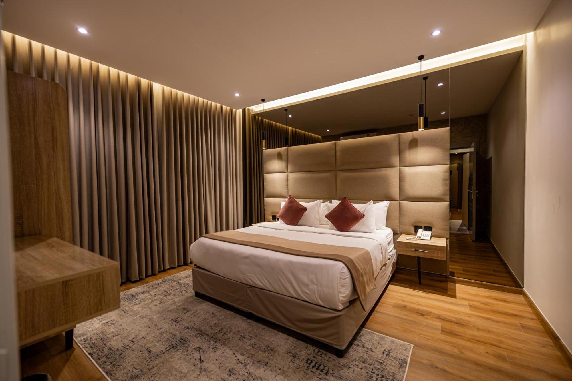 Xyz Hotel Riyadh Exterior photo
